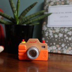 Drewniany aparat fotograficzny