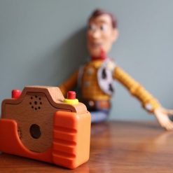 Drewniany aparat fotograficzny