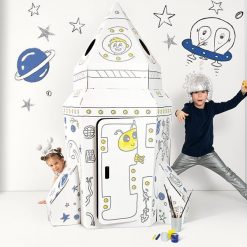 Tekturowa duża rakieta kosmiczna