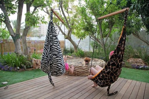 Bujany fotel-huśtawka Zebra