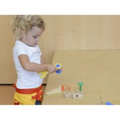 Pas stolarza z narzędziami