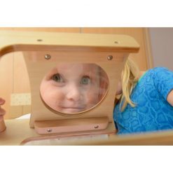 Stolik powiększający z lupą