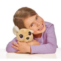 Chi Chi Love w podróży Piesek