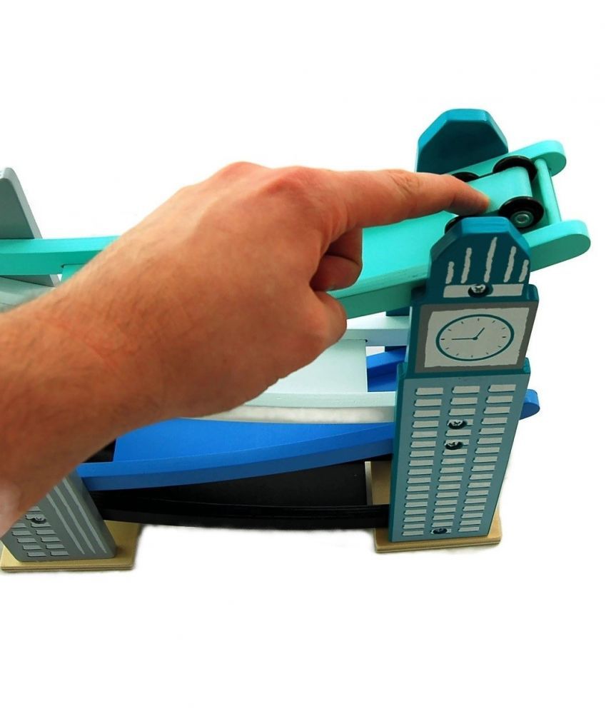 Zjeżdżalnia dla samochodów Drapacz chmur Zjeżdżalnia dla samochodów Drapacz chmur