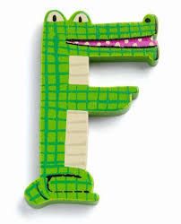 Drewniana literka F Drewniana literka F