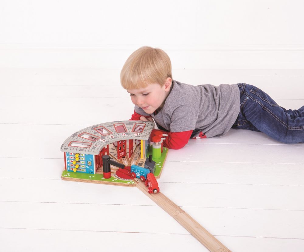 Ogromna parowozownia Ogromna parowozownia