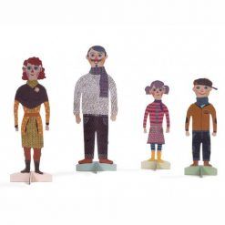 Gra ubieranka The Paper Family