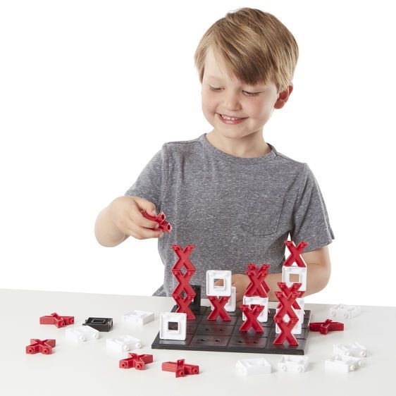 Kółko i krzyżyk 3D Kółko i krzyżyk 3D