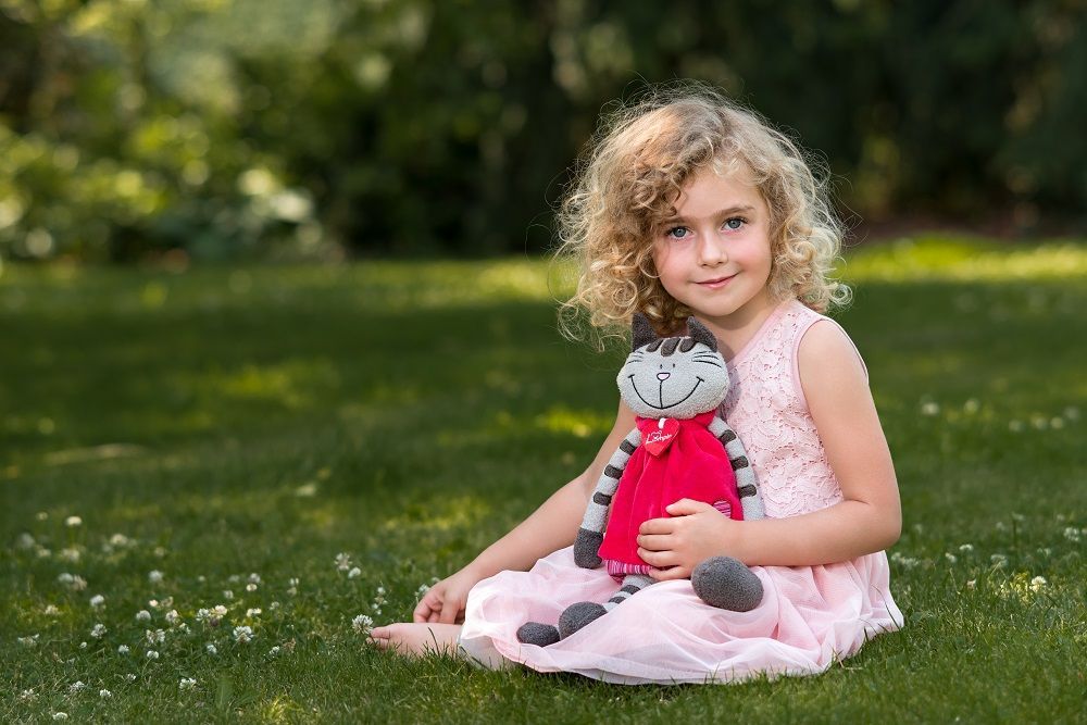 Pluszowa kotka Andżela w sukni Pluszowa kotka Andżela w sukni