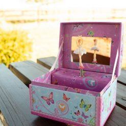 Szkatułka z pozytywką motyl