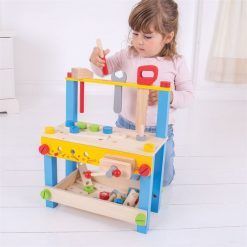 Warsztat z narzędziami i śrubkami