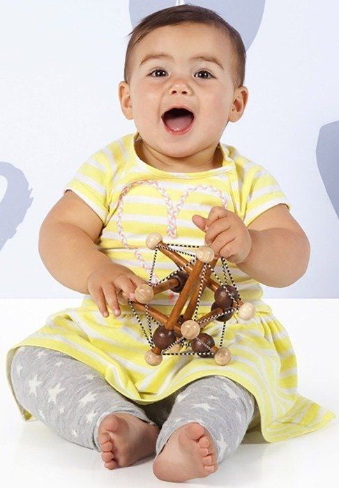 Brązowa przestrzenna bryła Brązowa przestrzenna bryła