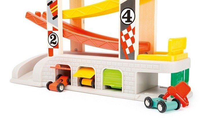 „Wyścigówka” tor z autkami „Wyścigówka” tor z autkami