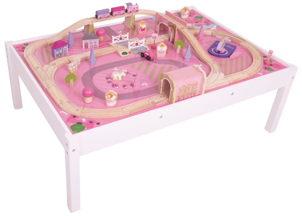 Magiczny zestaw kolejowy dla dziewczynki ze stołem 59 elementów Magiczny zestaw kolejowy dla dziewczynki ze stołem 59 elementów