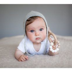 Gryzak donut biało-beżowy