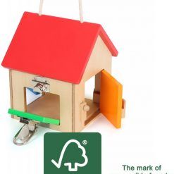 Kolorowy domek z zamkami