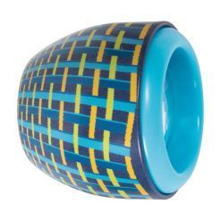 Metalowy pryzmat w paski