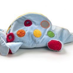 Wielofunkcyjny pies z piłeczkami