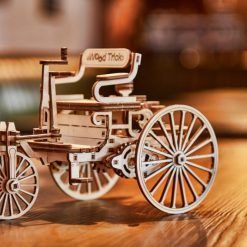 Puzzle 3D pierwszy samochód