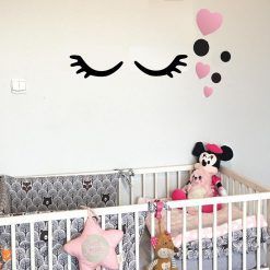 Dekoracja oczka z serduszkami